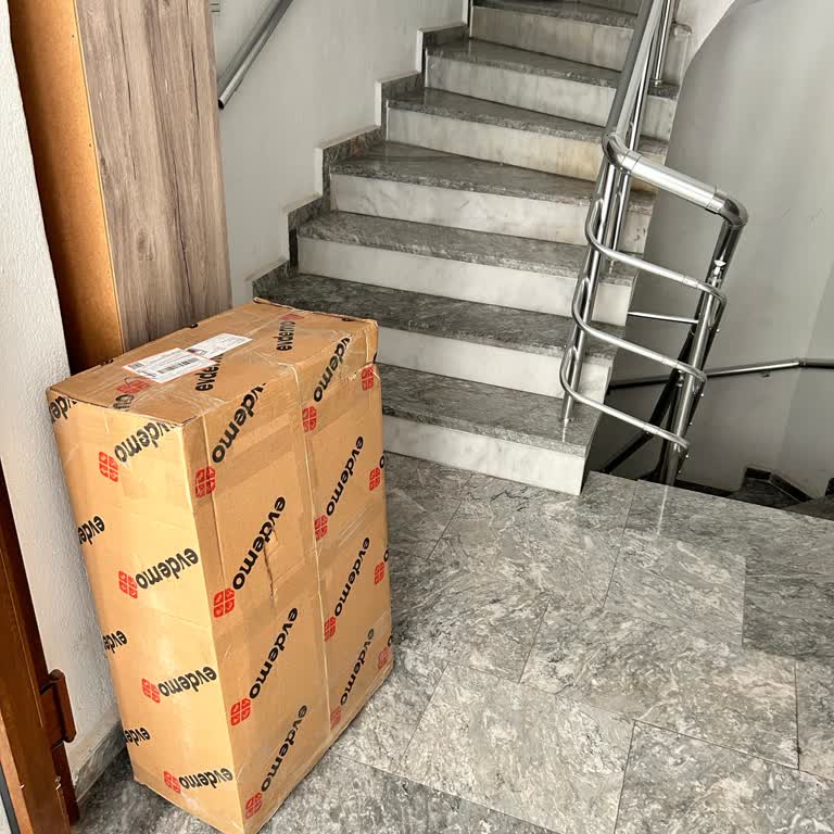 Evdemo Teslimatında Saygısız Kurye Davranışı Ve Kat Teslimatı İhmali
