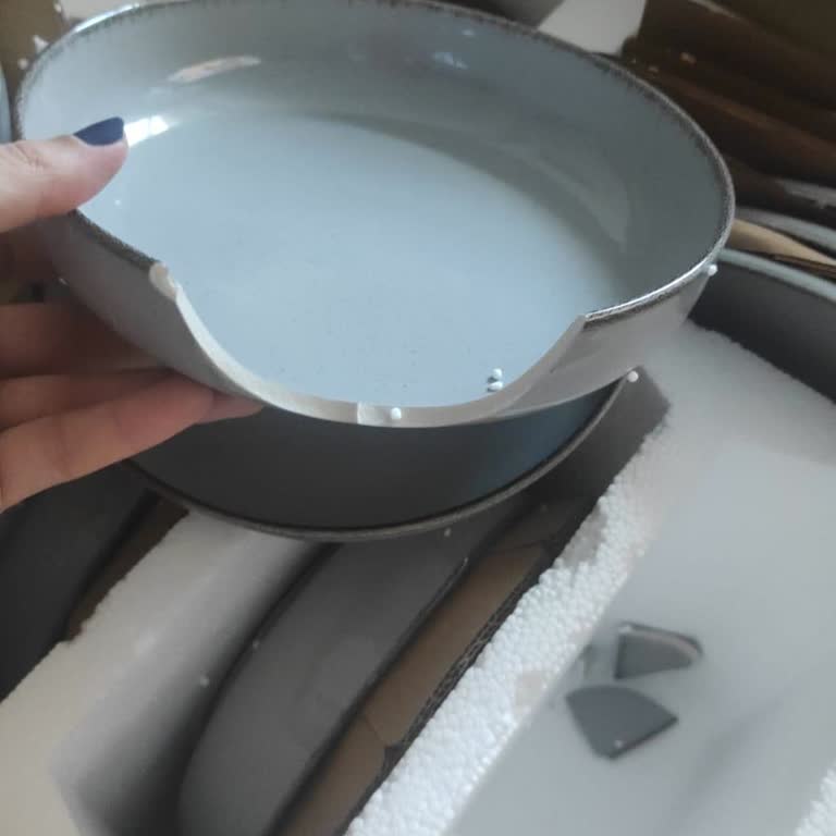 Cocinero'dan Kırık Porselen Parçanın Yenisi Gönderilmedi Ve Cevap Bekleniyor