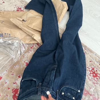 Kullanılmış Ve Defolu Pantolon Gönderimi Ve Müşteri Temsilcisinin Çözüm Sunmaması
