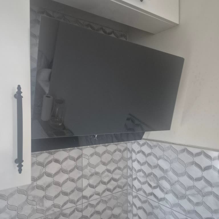 Luxell Davlumbaz Camı Değişimi İçin Uzun Süreli Servis Gecikmesi