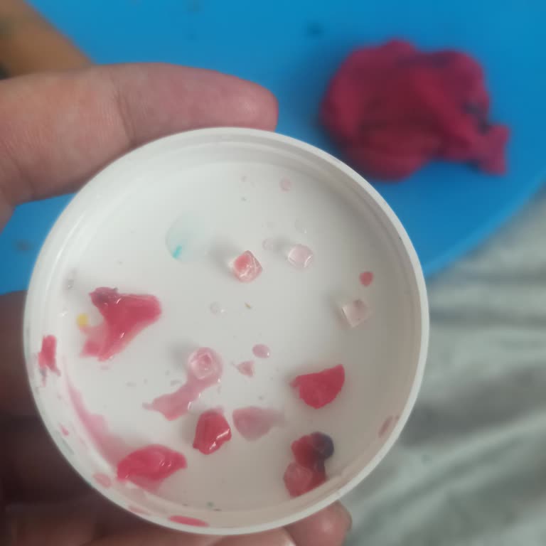 Childgen 6’lı Oyun Hamurunda Keskin Cam Parçası Bulundu
