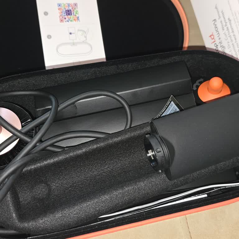 Arızalı Ve Uyumsuz Parçalı Dyson Airwrap Ürünü İçin Yeni Kutu Değişim Talebi