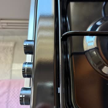 Beko BFM 420 EBG Ocaklı Fırında Emaye Soyulması Garanti Kapsamında Onarım Talebi