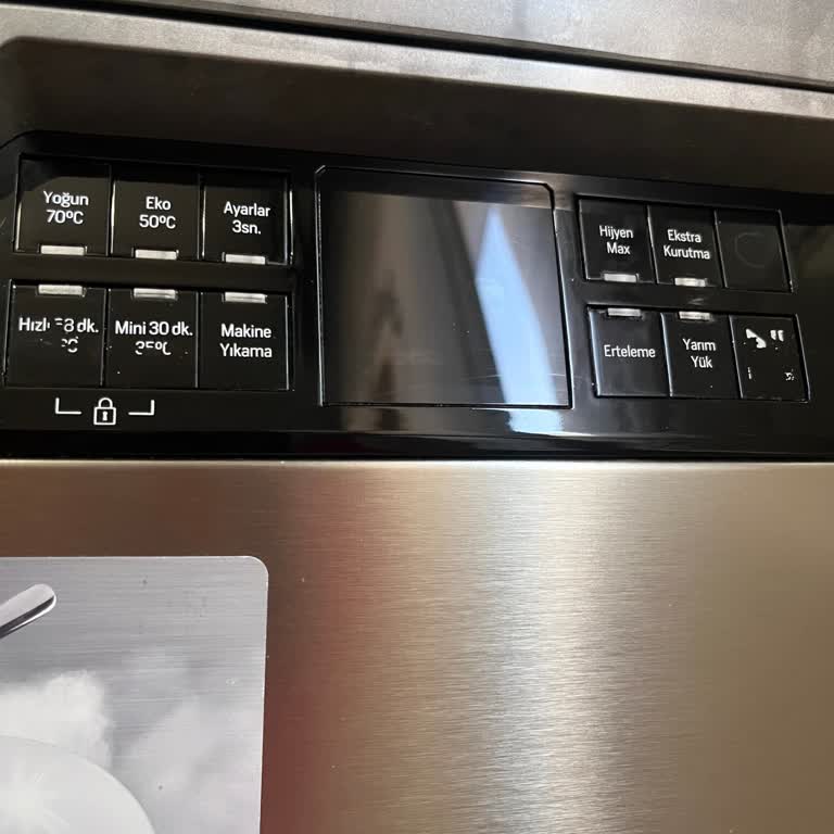Arçelik 6144 Bulaşık Makinesi Kontrol Paneli Yazılarının Hızlı Silinmesi Ve Ücretsiz Değişim Talebi