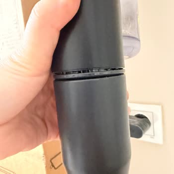 Philips 6000 Serisi Dikey Süpürge Boru Bağlantısındaki Esneme Sorunu Garanti Kapsamında Çözülmeli