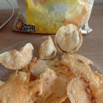 Migros Markalı Patates Cipsinde Kalite Sorunu: Yanık Ve Lekeli Parçalar