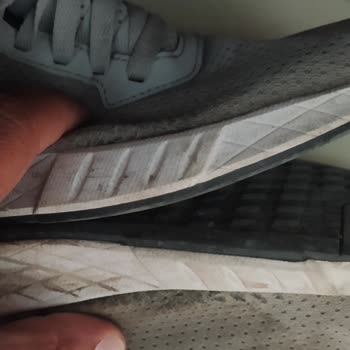 Reebok Spor Ayakkabısında Kısa Sürede Yan Yırtılma, FLO’nun Talebi Reddetmesi