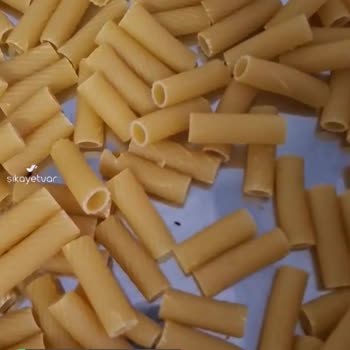 Berona Kurtlu Makarna Yediriyorlar Millete