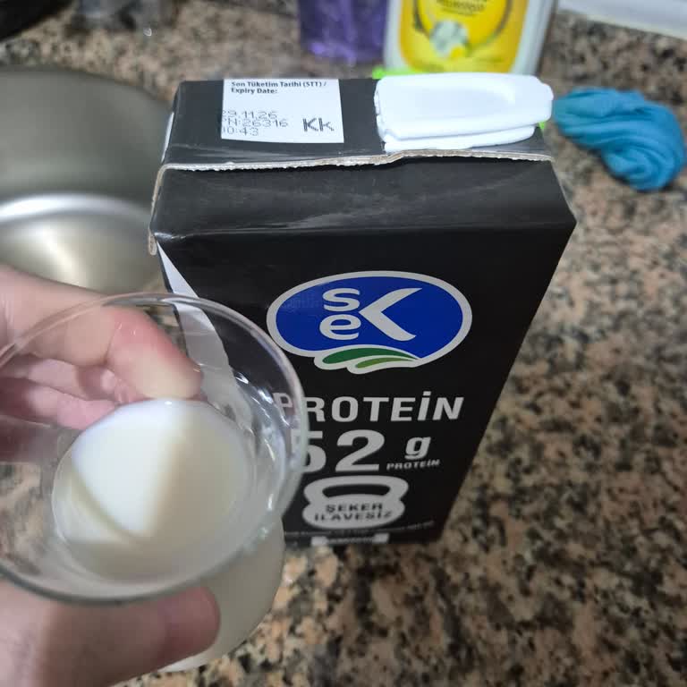 Son Kullanma Tarihi Geçmemiş Bozulmuş Sek Protein Sütü İçin İade Talebi