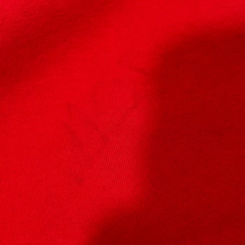 LCW Kırmızı Sweatshirtte İlk Yıkamada Lekeler Ve Haksız Reddetme