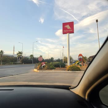 Petrol Ofisi Menderes İstasyonunda Tuvaletlerin Sürekli Kapalı Olması Müşterileri Mağdur Ediyor