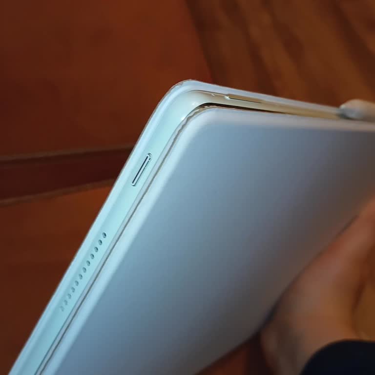 Huawei Tablet Güncellemesi Gecikmesi Ve Klavye Yıpranması