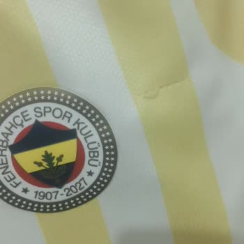 Fenerium Mağazasında Çocuk Formasının İplik Atması Ve Değişim Reddine Karşı İtiraz