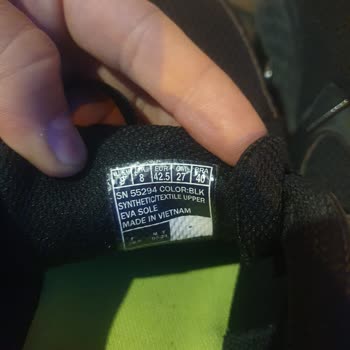 Skechers Ayakkabısında Patlama Ve Yırtılma, Metro Personelinin Üslupsuz Yaklaşımı