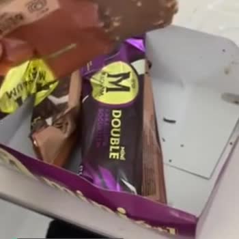 Magnum Mini Yarım Ve Ağzı Açık Çıktı
