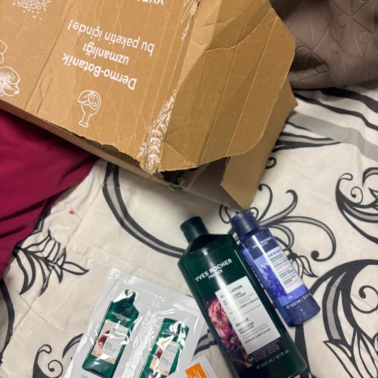 Yves Rocher Siparişinde Hediye Dudak Balmı Eksik