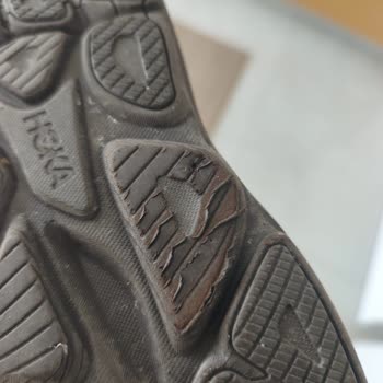 Koray Spor'dan Hoka Clifton 11 Ayakkabısının Erken Aşınması Ve Yanıtsız İade Süreci