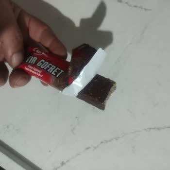 Torku Çikolatalı Gofretten Isırılmış Parça Şoku
