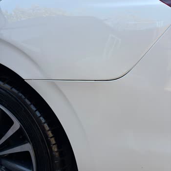 Peugeot 301 Tamirinde Boya Ve Montaj Hatası