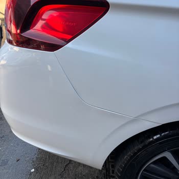 Peugeot 301 Tamirinde Boya Ve Montaj Hatası
