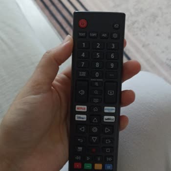 LG'de Aynı Model İki Televizyonda Farklı Kumanda İçeriği Ve Müşteri Hizmetlerinden Yanıt Alamama