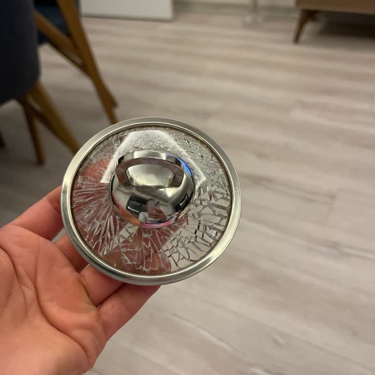 Aryıldız Çaydanlığının Cam Kapağı Patladı Ve Güvenlik Endişesi Yaratıyor