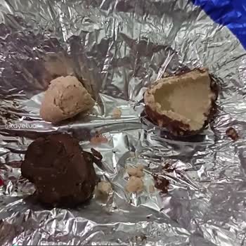 Migros'tan Alınan Godiva Çikolatanın İçinde Canlı Kurt Çıktı!