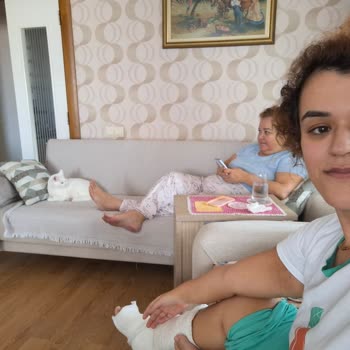 Ayakkabı Uyum Bilgisi Eksikliği Nedeniyle Ayak Kırığı Ve Geri Dönüş Sürecinin Gecikmesi