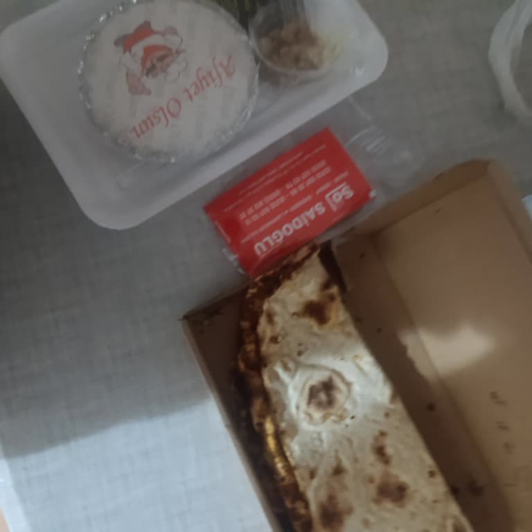 Siparişte Urfa Kebap Yerine Lahmacun Gönderildi Ve Müşteri Hizmetine Ulaşılamıyor