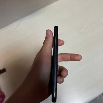 Samsung Galaxy S22 Batarya Şişmesi: Ücretsiz Değişim Talebi