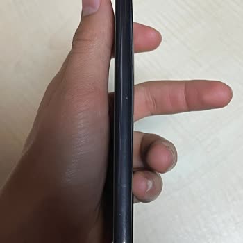 Samsung Galaxy S22 Batarya Şişmesi: Ücretsiz Değişim Talebi