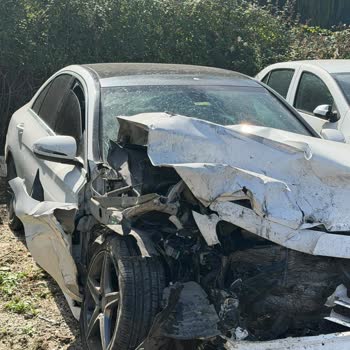 Mercedes C200 Modelinde Hava Yastıklarının Yetersiz Açılması Hayati Risk Yarattı
