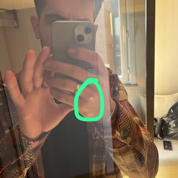 Rings AVM Mağazasında Çizik Mobilya Ve Kaba Personel Şikayeti