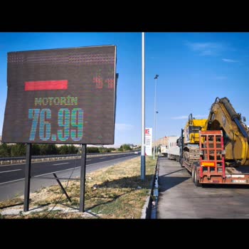 Oğlakçı Kadoil İstasyonunda LED Tabelası İle Pompa Fiyatı Arasındaki Yanıltıcı Fark