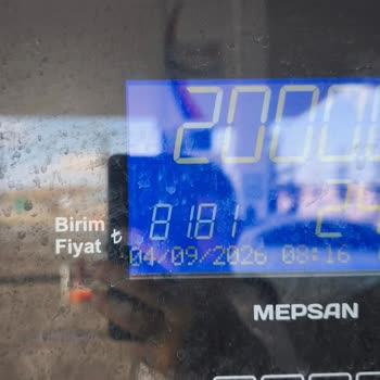 Oğlakçı Kadoil İstasyonunda LED Tabelası İle Pompa Fiyatı Arasındaki Yanıltıcı Fark