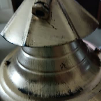 Amazon SINOMAN Wall Lamps Arrived Scratched and Defective