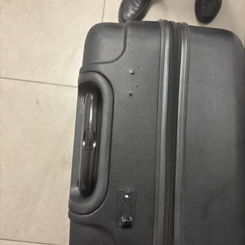 Ajet'te Hasarlı Valiz Ve Yetersiz Tazminat Teklifi
