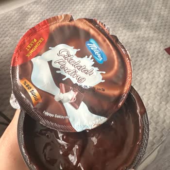 A101 Kütahya’da Bozulmuş Milkten Çikolatalı Puding Şikayeti