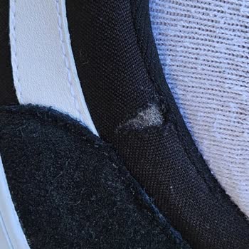 Vans Kadın Ayakkabısının Üç Kez Giyildikten Sonra Kumaşının Patlaması Ve Ücretsiz Değişim Talebi