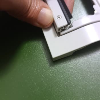 Garanti Kapsamındaki Ana Fırça Kapağı Kırıldı, Ücretsiz Değişim Reddi