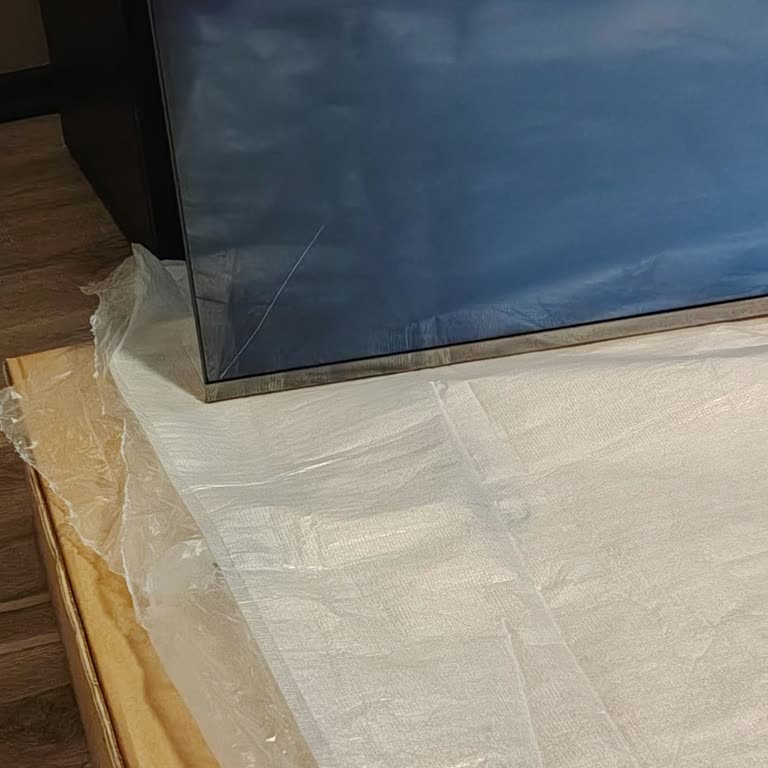 Ankara Teknosa Mağazasında Kırık LG 75 İnç Televizyonun Değişimi