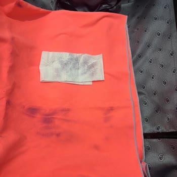 FLO Mağazacılık Ve Pazarlama AŞ Kararına Uymayarak Ek Ücret Talep Ediyor