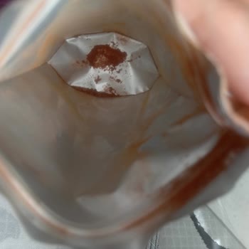 Nemli Ve Topaklanmış Nescafé Gold Ürünü İçin Değişim Talebi