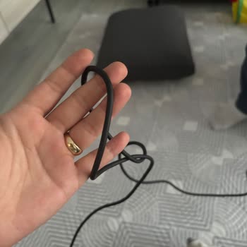 Eksik Kulaklık Ve Kullanılmış Görünen PlayStation VR2 Ürününde Destek Yokluğu