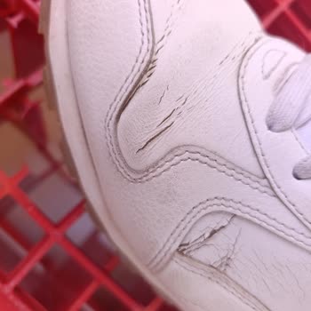 Ürün Çatlaması Ve İade Reddi: Puma Ayakkabısının Kısa Sürede Bozulması