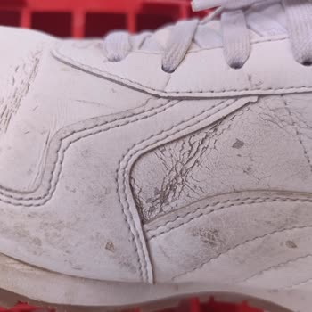 Ürün Çatlaması Ve İade Reddi: Puma Ayakkabısının Kısa Sürede Bozulması