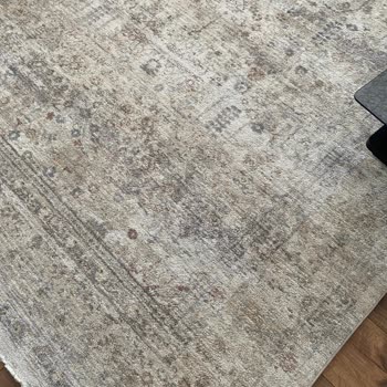 Günaydın Halı Yıkama’da Metrekare Fiyatı Çifte Çarpıldı, Yorum Silme Teklifiyle Güven Sarsıldı