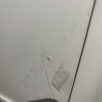 Teslimat Gecikmesi Ve Hasarlı Mobilya Ürünleri Nedeniyle Satış Temsilcisinin İlgisiz Tutumu