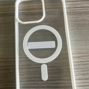 Sahte Ve Kullanılmış İPhone 13 Kılıfları Teslim Edildi İade Ve İletişim Yok