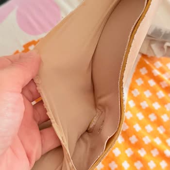 Penti Eliza Push Up Sütyeninde Kısa Sürede Açılan Dikiş Ve Yapıştırma